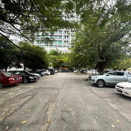 6 Pax 1 Bedroom Near Usm Spice Arena Pantai Specialist Airport บายันเลอปาส ภายนอก รูปภาพ