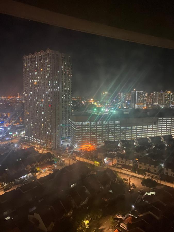 6 Pax 1 Bedroom Near Usm Spice Arena Pantai Specialist Airport บายันเลอปาส ภายนอก รูปภาพ